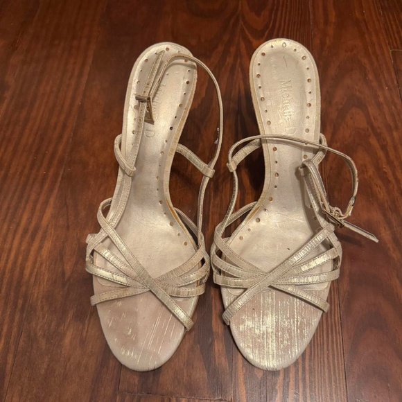 Michelle D Gold Ankle Strap Kitten Heels - Picture 1 of 6
